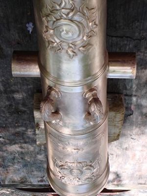 Reproduction of the French gun. Click for full size. Reproduction of the French gun image. Click for full size.