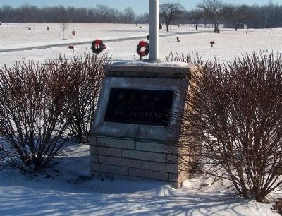 Highland Gardens Veterans Monument image. Click for full size.