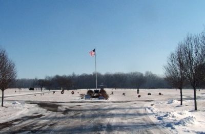 Highland Gardens Veterans Monument Site. Click for full size. Highland Gardens Veterans Monument Site image. Click for full size.