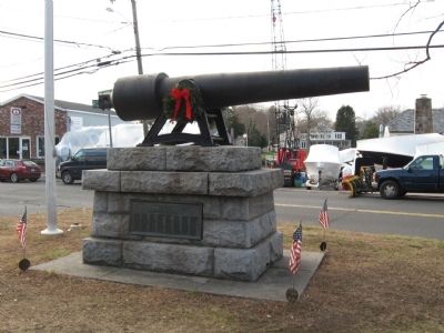 Rowayton Veterans Memorial image. Click for full size.