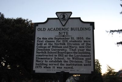 Old Academic Building Site Marker image. Click for full size.