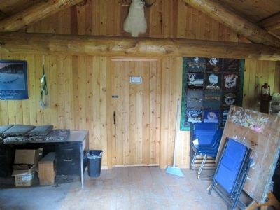 Iditarod Cabin image. Click for full size.