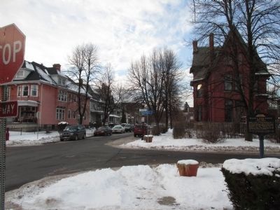 Northward - Fargo Avenue image. Click for full size.