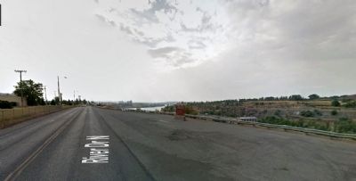 View to West Along River Drive North. Click for full size. View to West Along River Drive North image. Click for full size.