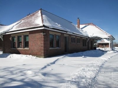 East Corner Orchard Park Depot and Marker image. Click for full size.