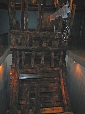Hull section recovered from <i>Le Machault</i> image. Click for full size.