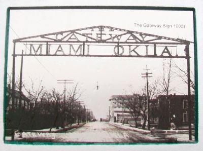 Photo of Original Gateway Sign on Marker image. Click for full size.