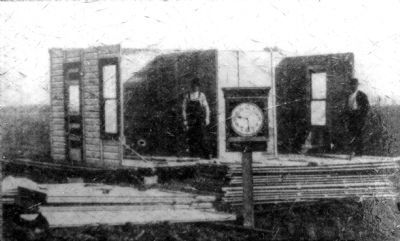 Constructing the House - 9:30 AM image. Click for full size.
