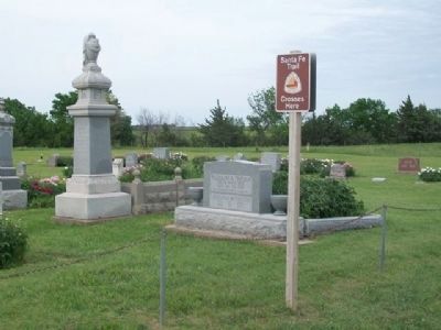 Santa Fe Trail Crossing Marker at Lutheran Cemetery image. Click for full size.