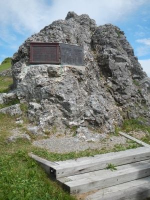 Percé World War II Monument Marker. Click for full size. Percé World War II Monument Marker image. Click for full size.