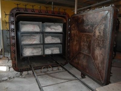 Clothing disinfecting 'oven'. Click for full size. Clothing disinfecting 'oven' image. Click for full size.