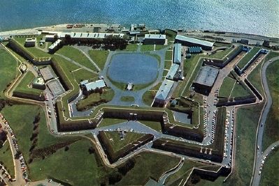 The Qu�bec Citadel postcard image. Click for full size.
