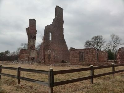 Java Plantation mansion ruins image. Click for full size.