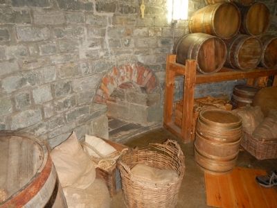 Qu�bec Martello Tower 1 image. Click for full size.
