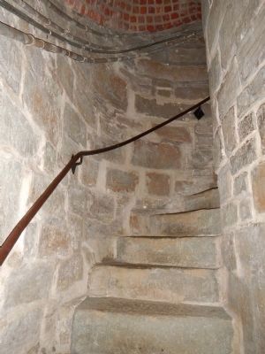Qu�bec Martello Tower 1 image. Click for full size.