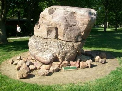 Sand and Quartz Boulder and Marker. Click for full size. Sand and Quartz Boulder and Marker image. Click for full size.
