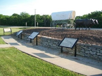 Oregon Trail Park Markers image. Click for full size.