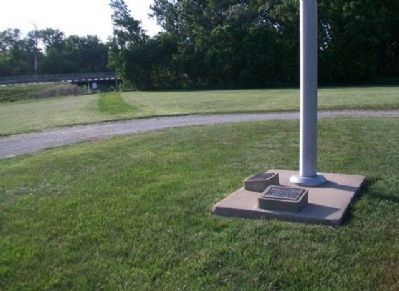 Archeological Site 14-PO1311 and Galloway Markers image. Click for full size.