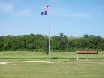 Oregon Trail Park Flag Pole image. Click for full size.