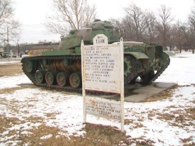 M60 Tank and Marker. Click for full size. M60 Tank and Marker image. Click for full size.