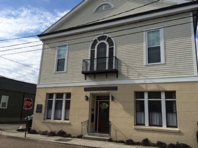 William Tell Hall & plaque. Click for full size. William Tell Hall & plaque image. Click for full size.