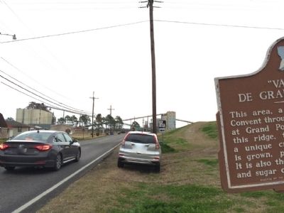 Looking east towards marker on LA-44.. Click for full size. Looking east towards marker on LA-44. image. Click for full size.