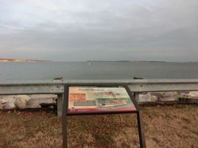 Enemy Blockade Marker overlooking the Patuxent River image. Click for full size.