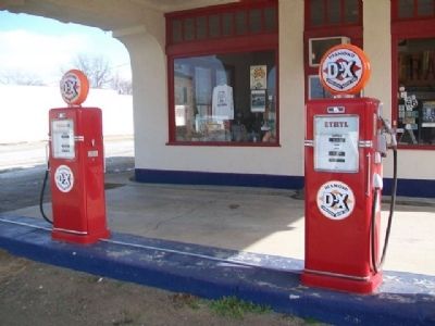 Eagle (D-X) Service Station Gas Pumps image. Click for full size.