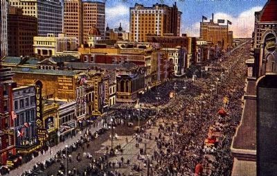 <i>Mardi Gras Crowds on Canal Street, New Orleans, La.</i> image. Click for full size.