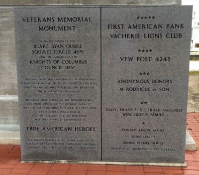 Veterans Memorial Monument image. Click for full size.