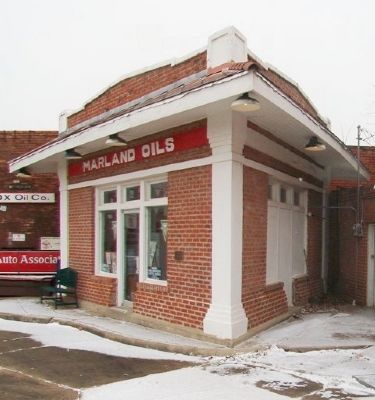 Marland Filling Station and Marker. Click for full size. Marland Filling Station and Marker image. Click for full size.