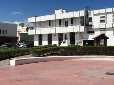 A previous view of the Antonio Soberanis Gomez Marker and bust. Click for full size. A previous view of the Antonio Soberanis Gomez Marker and bust image. Click for full size.