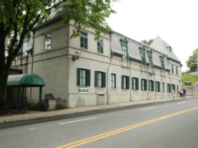 The Québec Garrison Club Marker. Click for full size. The Québec Garrison Club Marker image. Click for full size.