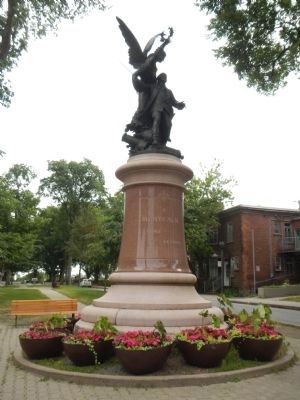 Montcalm Monument image. Click for full size.