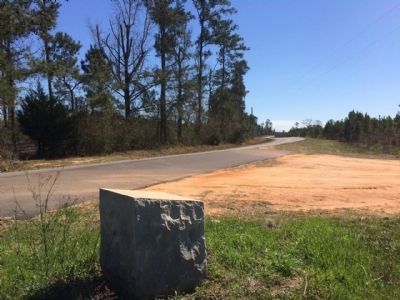 View of Old Federal Road Marker looking south on CR-5 image. Click for full size.