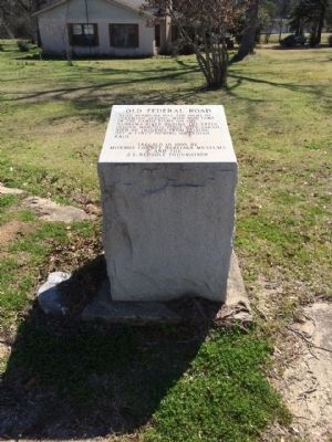 Old Federal Road Marker Monument image, Touch for more information