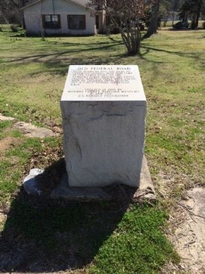 Old Federal Road Marker Monument image. Click for full size.