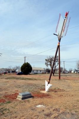 Marker and Arrow Sculpted by Charles A. Smith image. Click for full size.