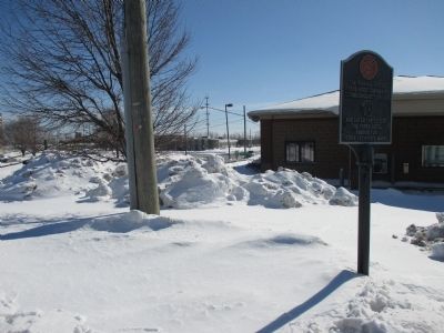 Southward - Union Road (NY 277) at Left image. Click for full size.