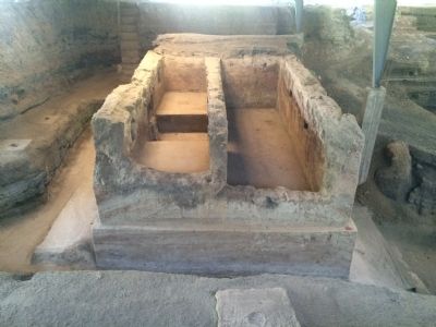 Joya de Cer�n Comunal House image. Click for full size.