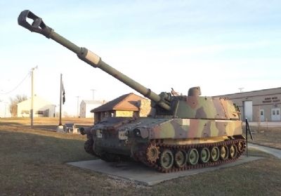 Lt Charles Garrison Veterans Memorial 155mm Howitzer image. Click for full size.
