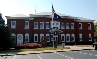 Belton City Hall image. Click for full size.