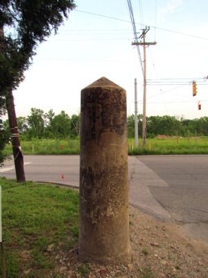 North Side of Indiana - Ohio State Line Monument. Click for full size. North Side of Indiana - Ohio State Line Monument image. Click for full size.