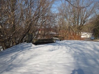 Marker and Benches image. Click for full size.