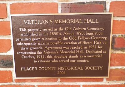 Veteran's Memorial Hall Marker image. Click for full size.