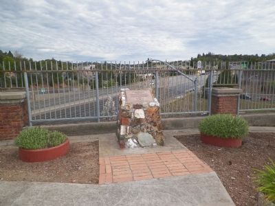 Auburn's Reflective Memorial Site image. Click for full size.