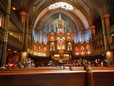Interior of Basilique Notre Dame de Montréal. Click for full size. Interior of Basilique Notre Dame de Montréal image. Click for full size.