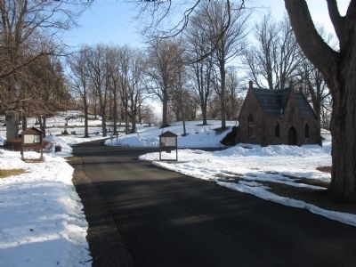 Mount Albion Cemetery Main Entrance Road image. Click for full size.