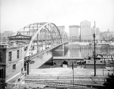 Sixth Street Bridge image. Click for full size.