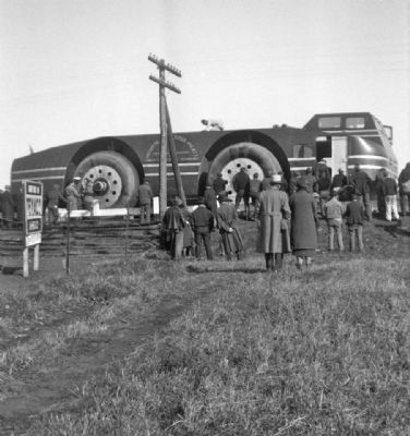 Snow Cruiser Crash Site Marker. Click for full size. Snow Cruiser Crash Site Marker image. Click for full size.